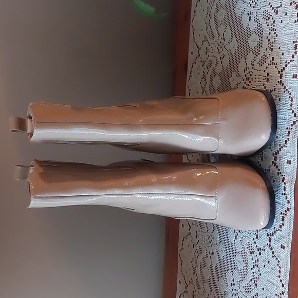PLT Beige Patent High Block Heel Chelsea Boots Sz 7 - Picture 3 of 16